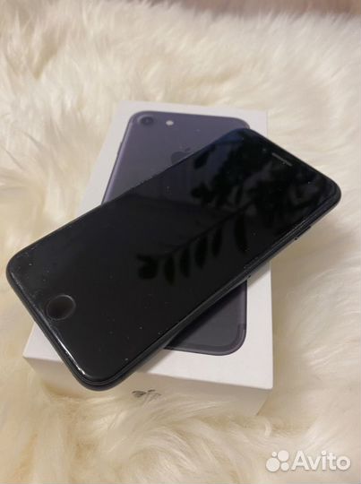 Телефон iPhone