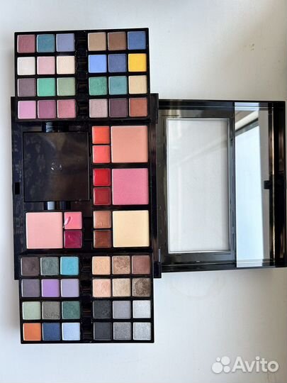 Палетка теней yves rocher