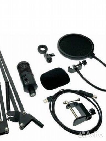 Студийный микрофон