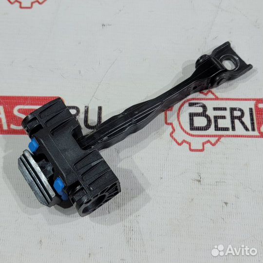 Ограничитель двери передний Volkswagen Tiguan MK2