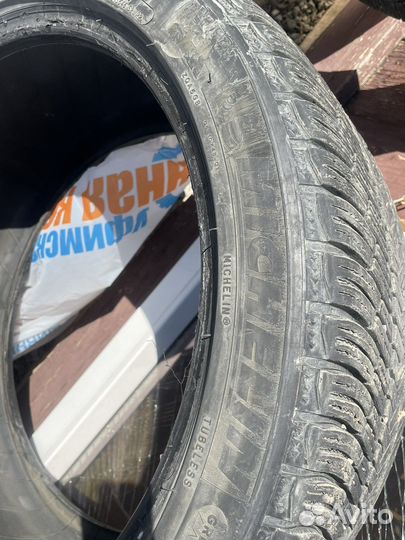 Michelin Agilis 51 Snow-Ice 255/40 R20 и 285/35 R20