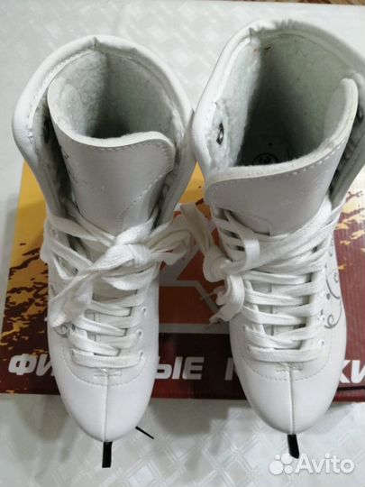 Коньки детские