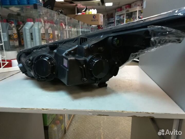 Фара правая KIA Ceed Сиид с 2012- Новые