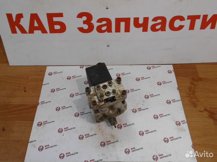 Блок (насос) ABS Audi 100 C4