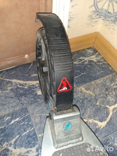 Oxelo Town 7 с ручным тормозом