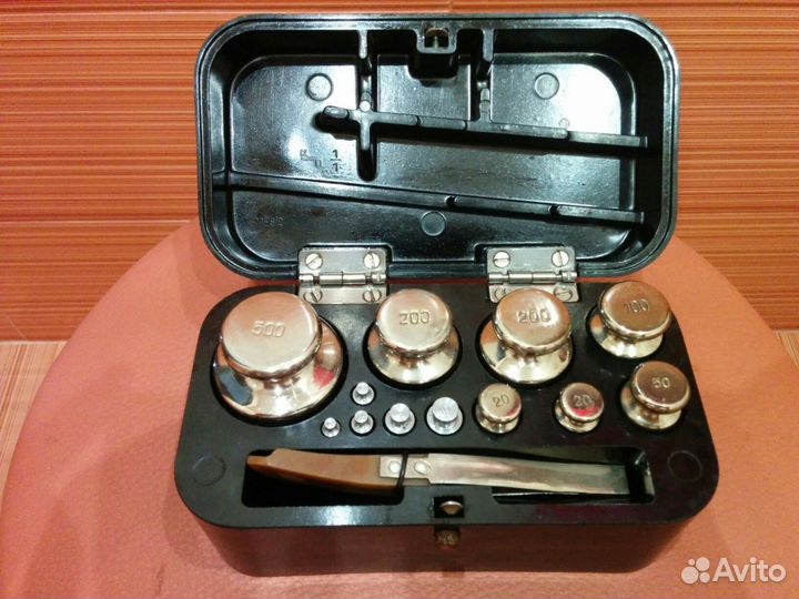 Набор гирь Г-3-1110 СССР