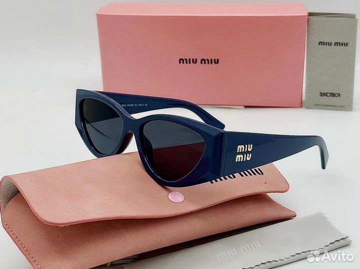 Солнцезащитные очки miu miu