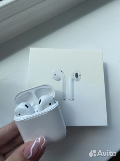 Наушники airpods