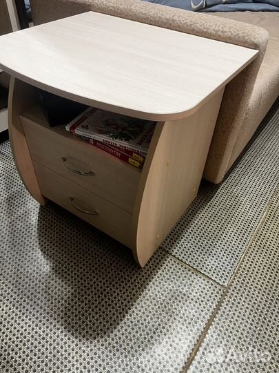 Тумба прикроватная