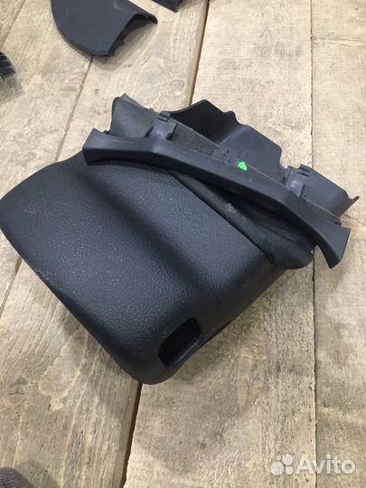 Накладка пластиковая Volkswagen Amarok