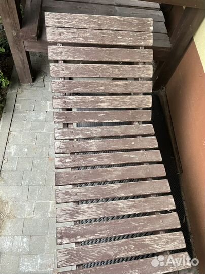 Шезлонг топчан или скамья