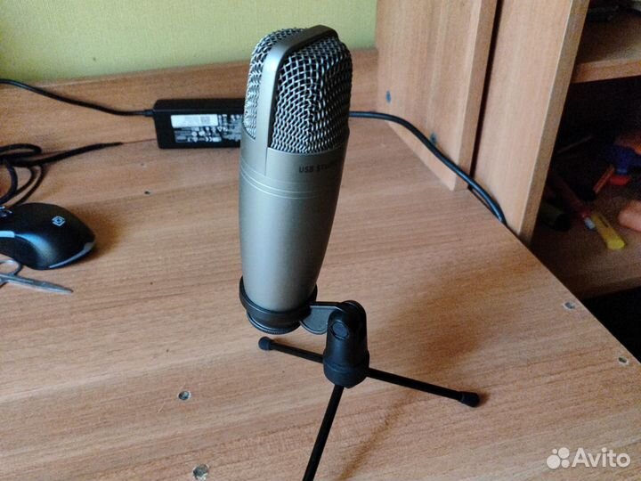 Студийный USB-микрофон Samson C01U Pro