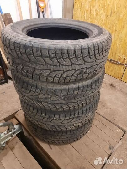 Hankook I'Pike RW11 235/65 R17 108T