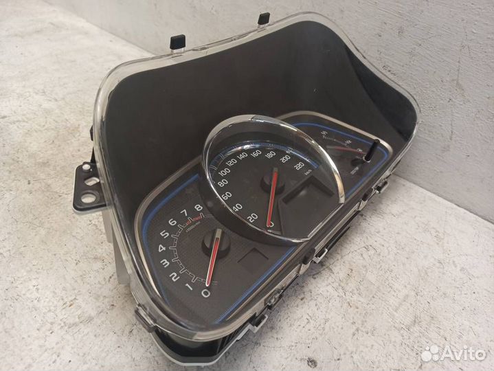 Панель приборов Тойота