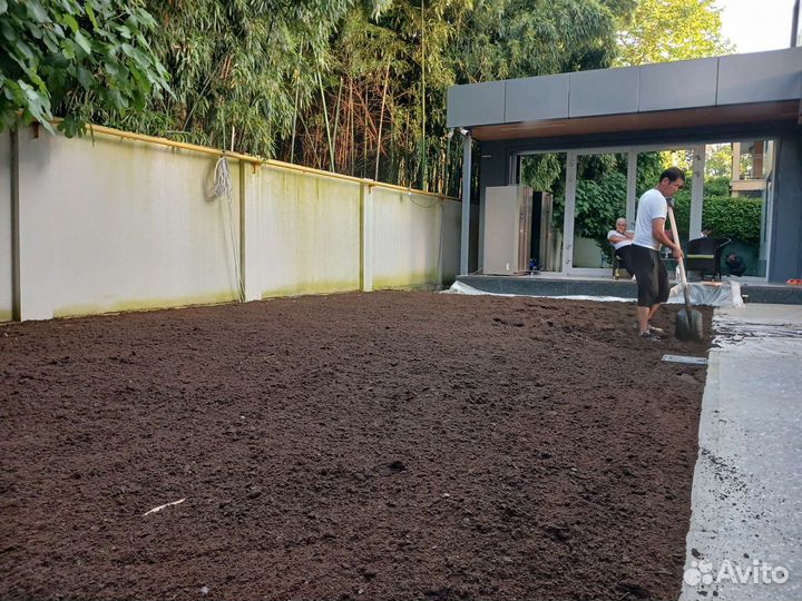 Земля чернозем плодородный грунт в мешках