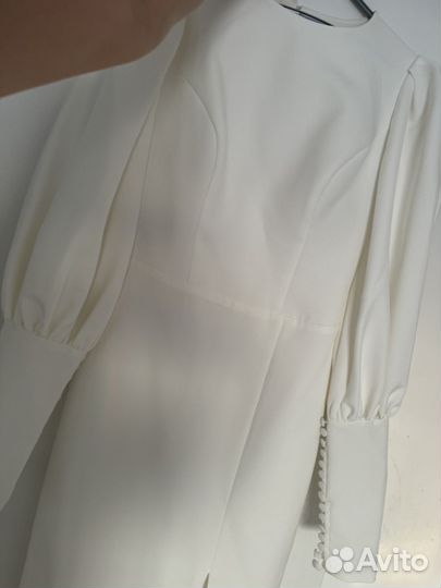 Свадебное платье 44