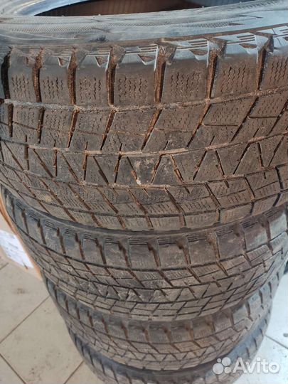 Bridgestone Blizzak VRX3 255/55 R18 109