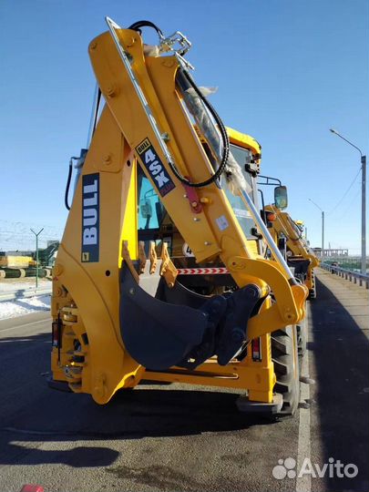 Экскаватор-погрузчик Bull 4SX Plus, 2023