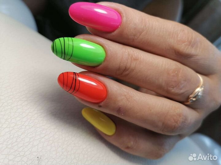 Маникюр и педикюр