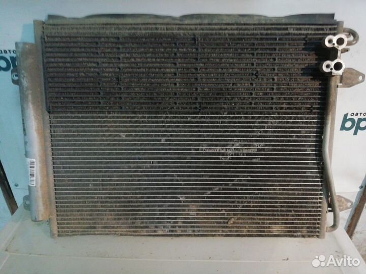 Радиатор кондиционера 3C0 820 411 D Volkswagen