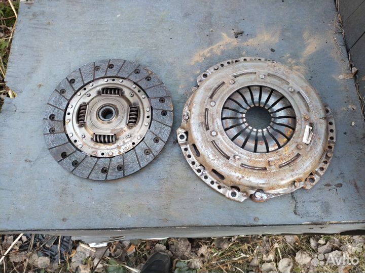 Корзина сцепления с диском Форд фокус3 1.6