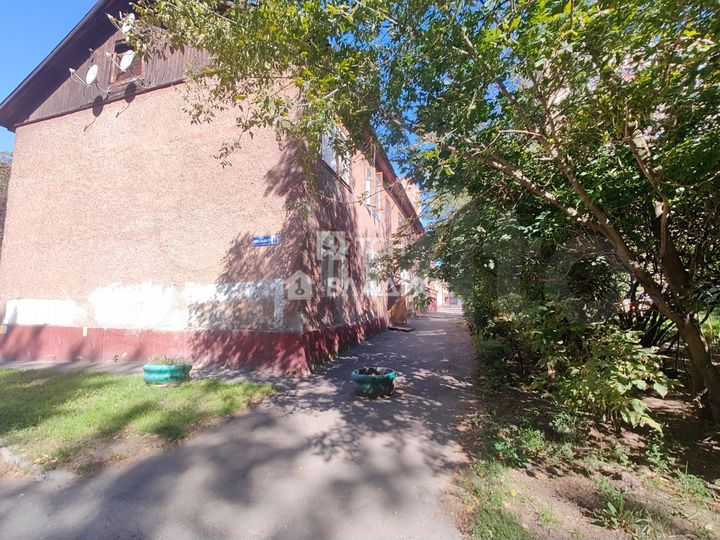 Комната 17 м² в 1-к., 1/2 эт.