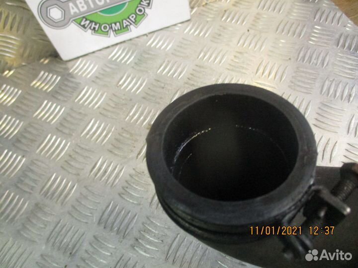 Патрубок воздушного фильтра Hyundai Starex H1