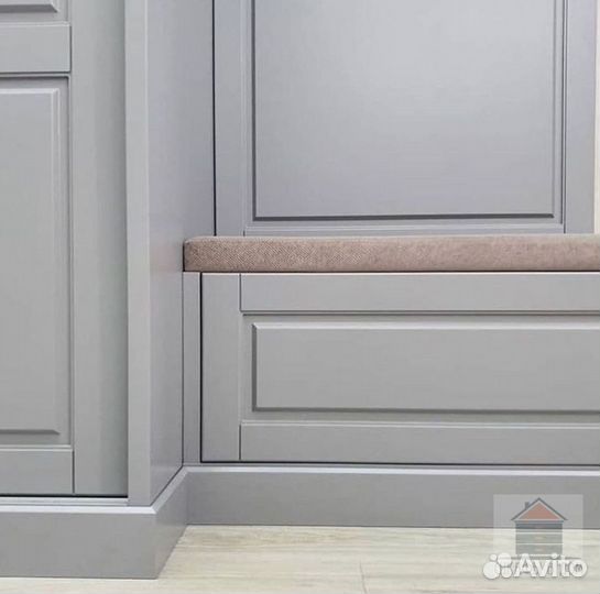 Шкаф с зеркалом