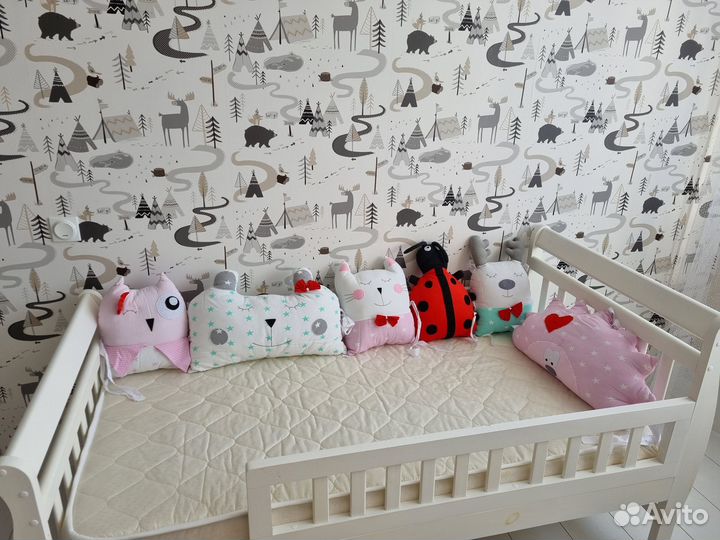 Бортики в детскую кроватку