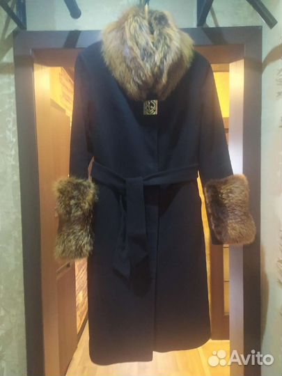 Пальто женское 46 размер