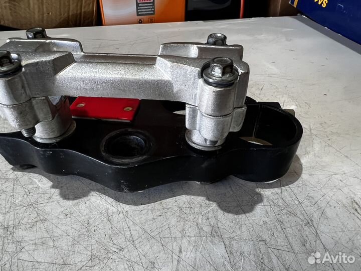 Траверса верхняя стойки руля motoland xr 250 мотол