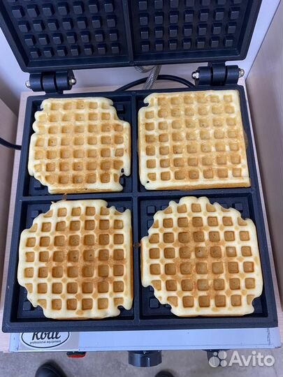 Электрическая вафельница