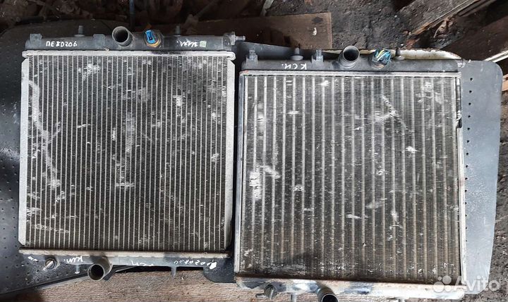 Радиатор двигателя Пежо 206
