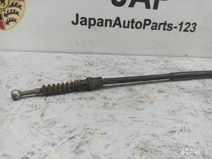 Трос стояночного тормоза Volkswagen Jetta JE caxa