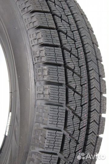 Bridgestone Blizzak VRX 225/60 R16 98