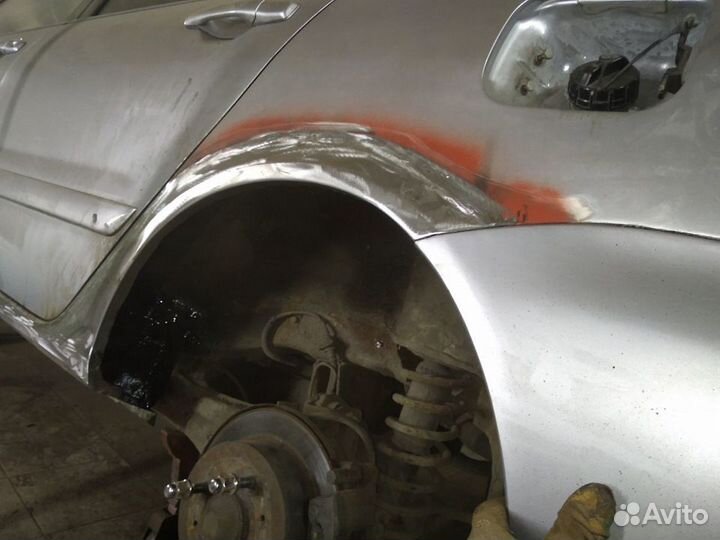 Кузовная арка заднего правого крыла Daihatsu