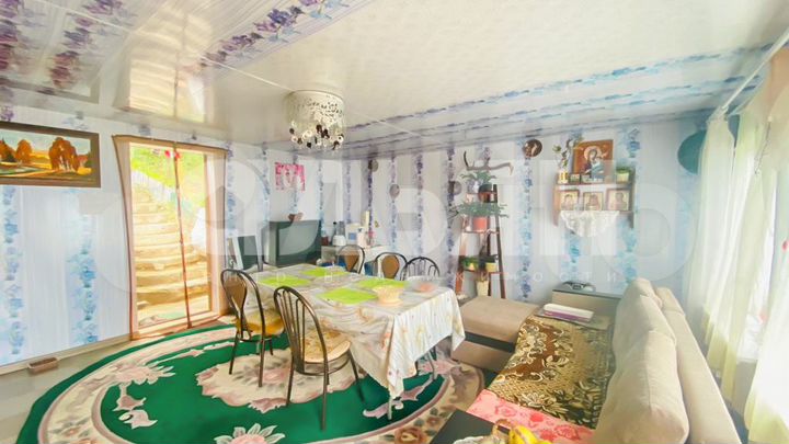 Дом 185,7 м² на участке 11,7 сот.