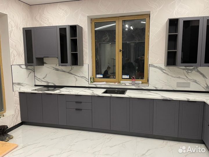 Кухня графит новая не бу модульная в наличии