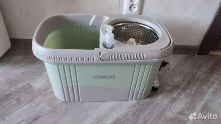 Швабра с ведром и отжимом Orion