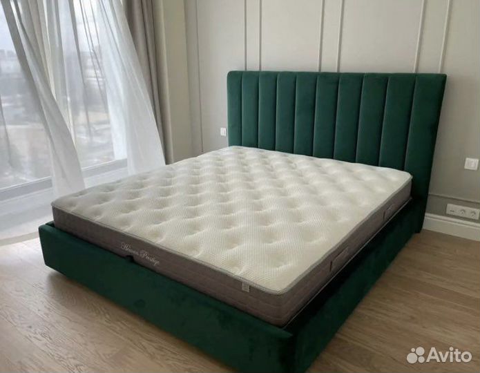 Интерьерные кровати