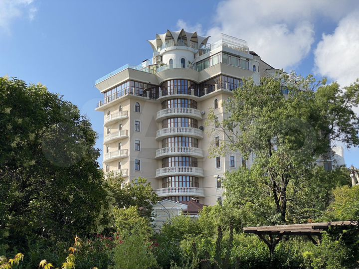 4-к. квартира, 160,1 м², 8/9 эт.