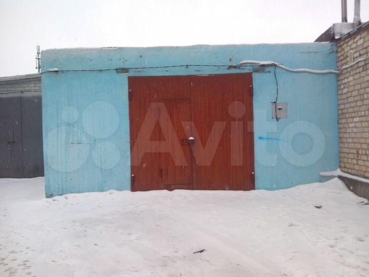 Гараж, > 30 м²