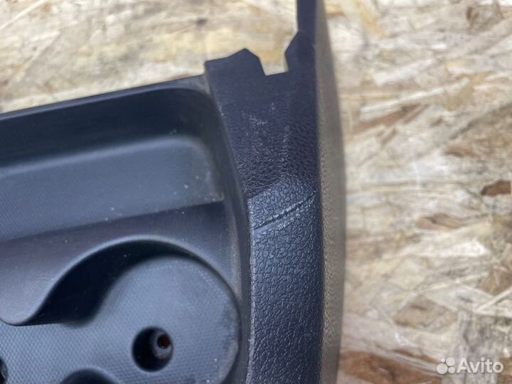 Консоль центральная Renault Sandero Stepway