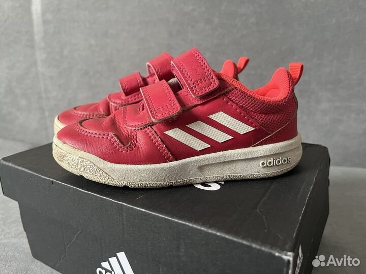 Кроссовки adidas для девочек