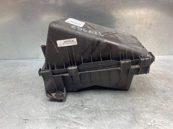 Корпус воздушного фильтра Volkswagen Bora