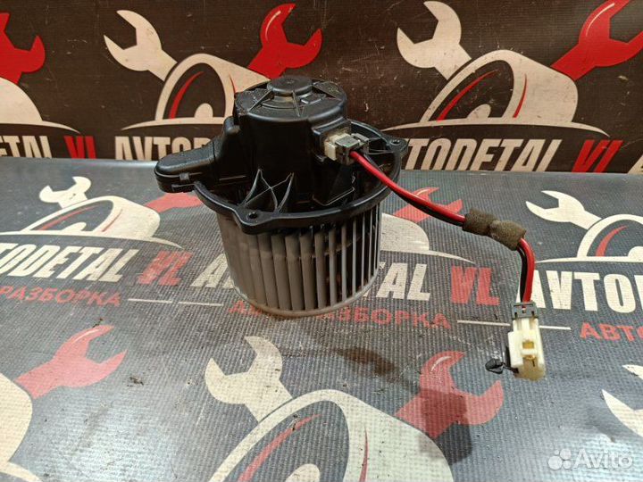 Моторчик отопителя Kia Ceed Ed универсал G4FC 2010