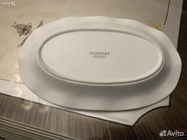 Блюдо большое овальное голуби