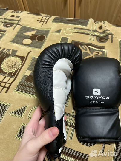 Боксерские перчатки