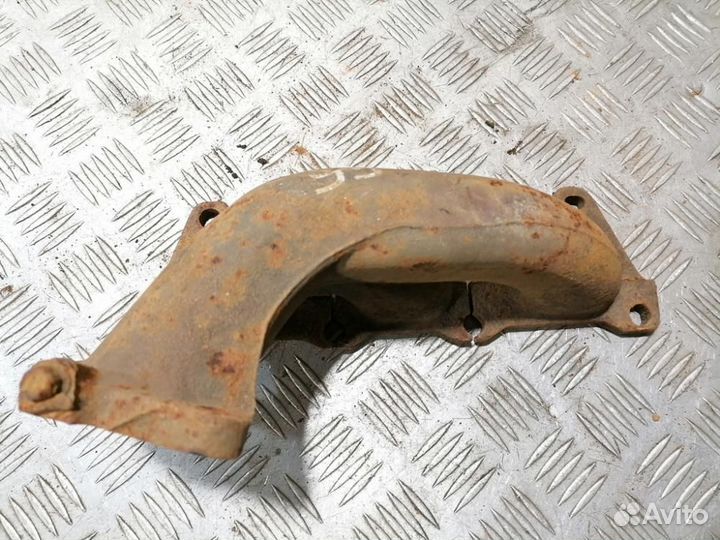 Коллектор выпускной правый Cadilac Sts 2005-2011