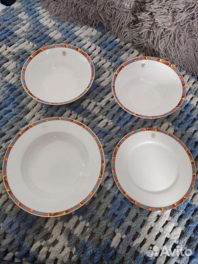 Столовый сервиз новый